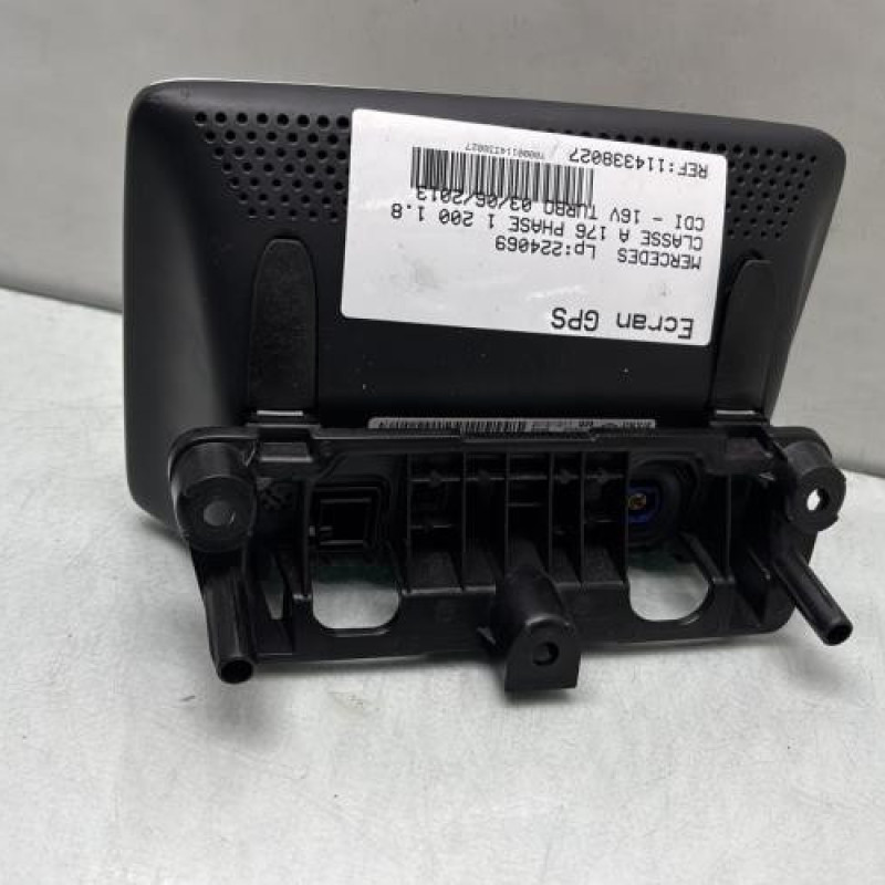 Ecran GPS MERCEDES CLASSE A 176 Photo n°2