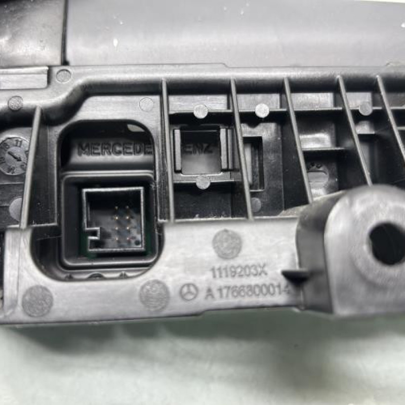 Ecran GPS MERCEDES CLASSE A 176 Photo n°4