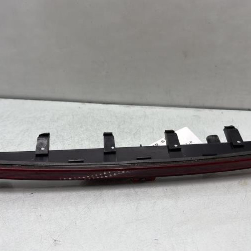 Feu arriere stop central MERCEDES CLASSE A 176 Photo n°1