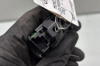 Interrupteur de leve vitre arriere droit MERCEDES CLASSE A 176