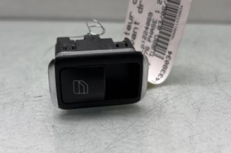 Interrupteur de leve vitre avant droit MERCEDES CLASSE A 176 Photo n°1