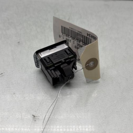 Interrupteur de leve vitre avant droit MERCEDES CLASSE A 176