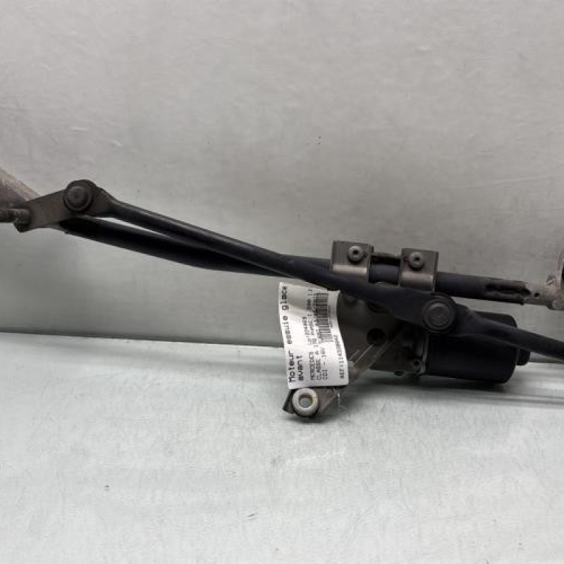Moteur essuie glace avant MERCEDES CLASSE A 176 Photo n°1
