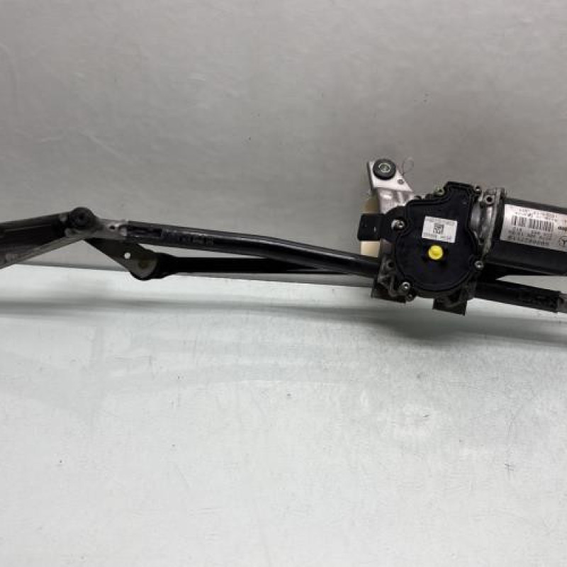 Moteur essuie glace avant MERCEDES CLASSE A 176 Photo n°4
