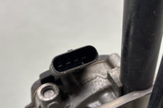 Moteur essuie glace avant MERCEDES CLASSE A 176
