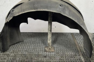 Pare boue arriere droit MERCEDES CLASSE A 176 Photo n°1