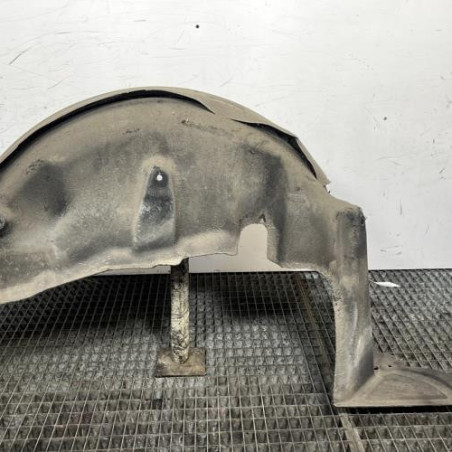 Pare boue arriere droit MERCEDES CLASSE A 176