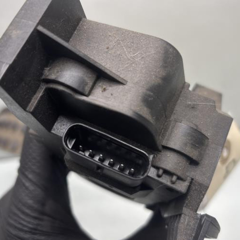 Pedale d'accelerateur MERCEDES CLASSE A 176 Photo n°3