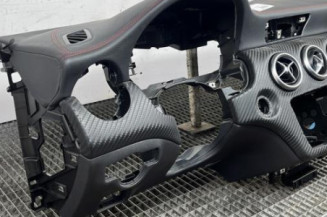 Planche de bord complete MERCEDES CLASSE A 176