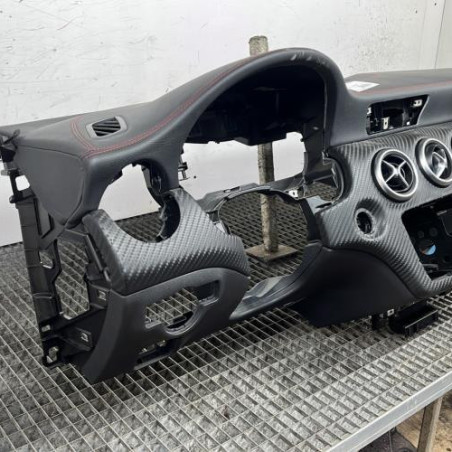 Planche de bord complete MERCEDES CLASSE A 176