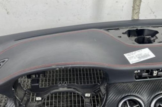 Planche de bord complete MERCEDES CLASSE A 176