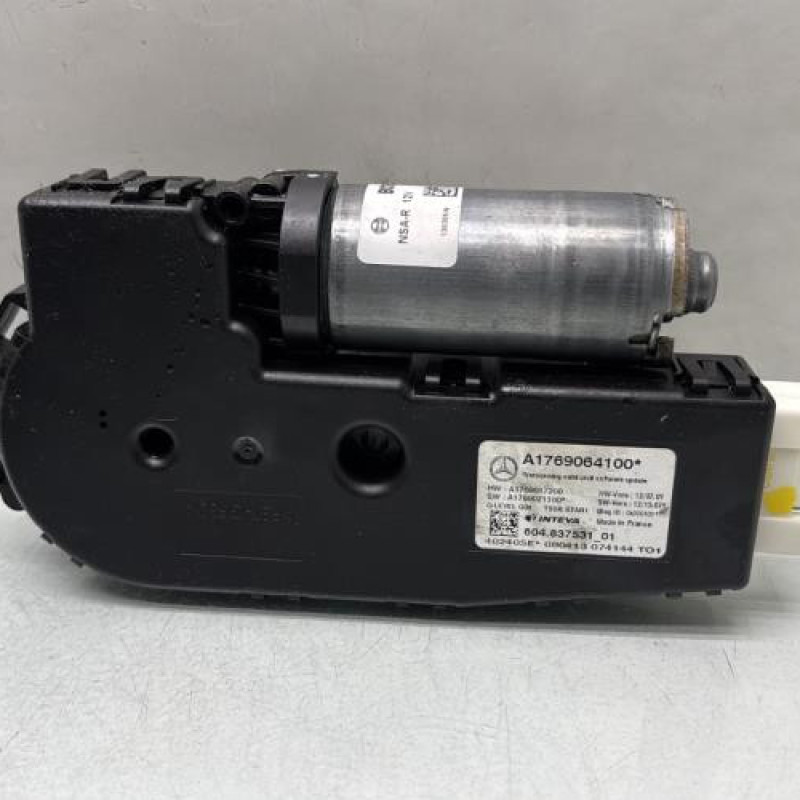Moteur toit ouvrant MERCEDES CLASSE A 176 Photo n°6
