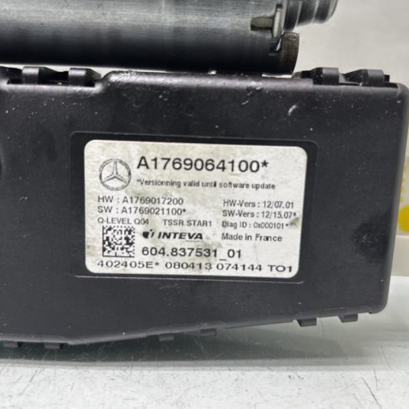 Moteur toit ouvrant MERCEDES CLASSE A 176 Photo n°7