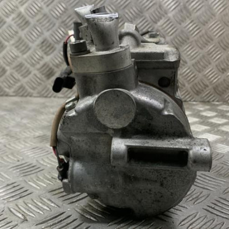Compresseur clim MERCEDES CLASSE A 176