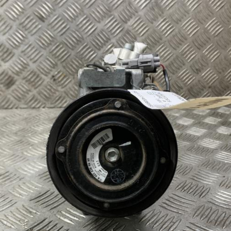 Compresseur clim MERCEDES CLASSE A 176 Photo n°4