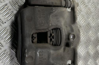 Etrier avant gauche (freinage) MERCEDES CLASSE A 176 Photo n°1