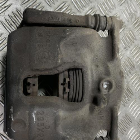 Etrier avant gauche (freinage) MERCEDES CLASSE A 176