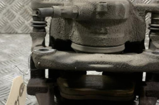 Etrier avant gauche (freinage) MERCEDES CLASSE A 176