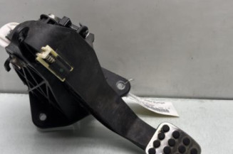 Pedale d'embrayage MERCEDES CLASSE A 176 Photo n°1