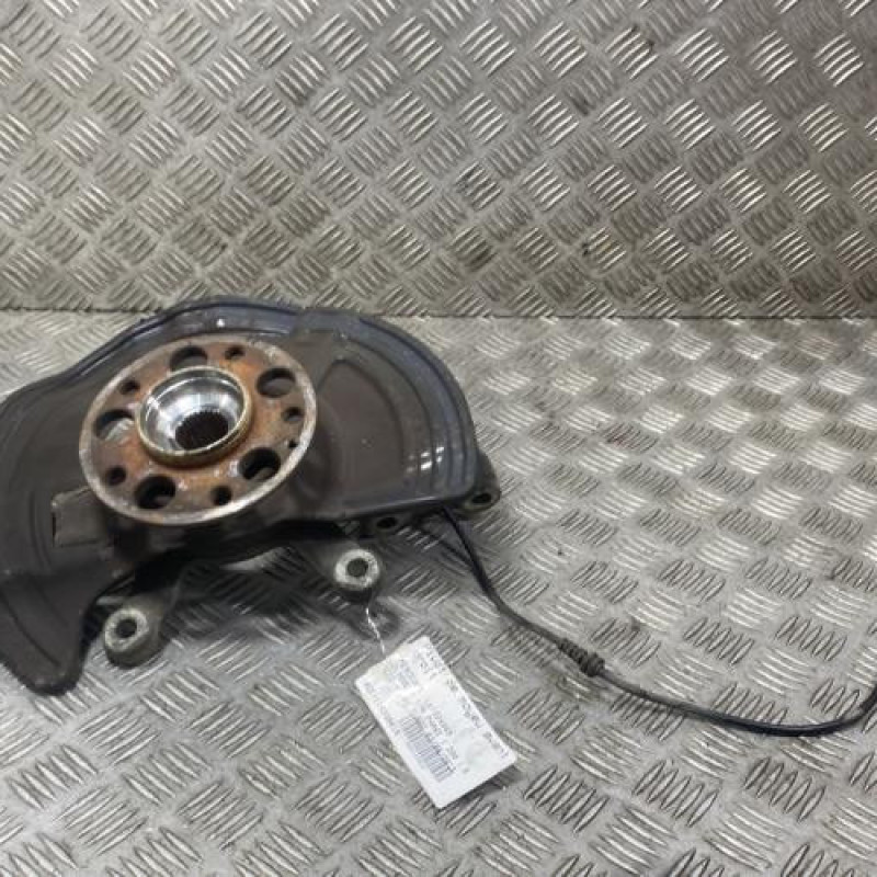 Pivot de moyeu avant droit MERCEDES CLASSE A 176 Photo n°1