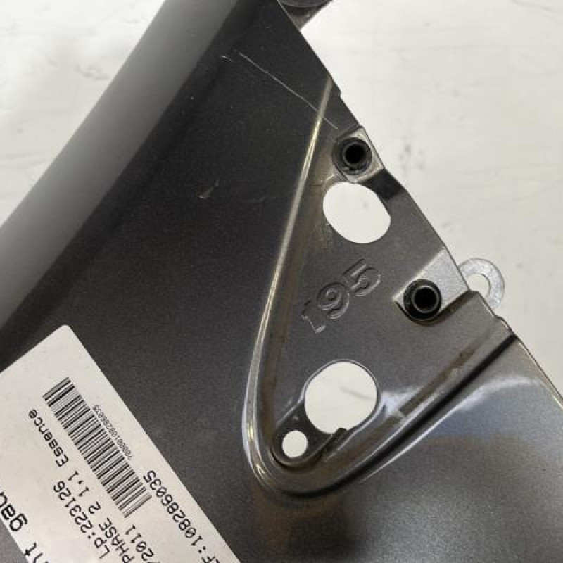 Aile avant gauche RENAULT CLIO 3 Photo n°3