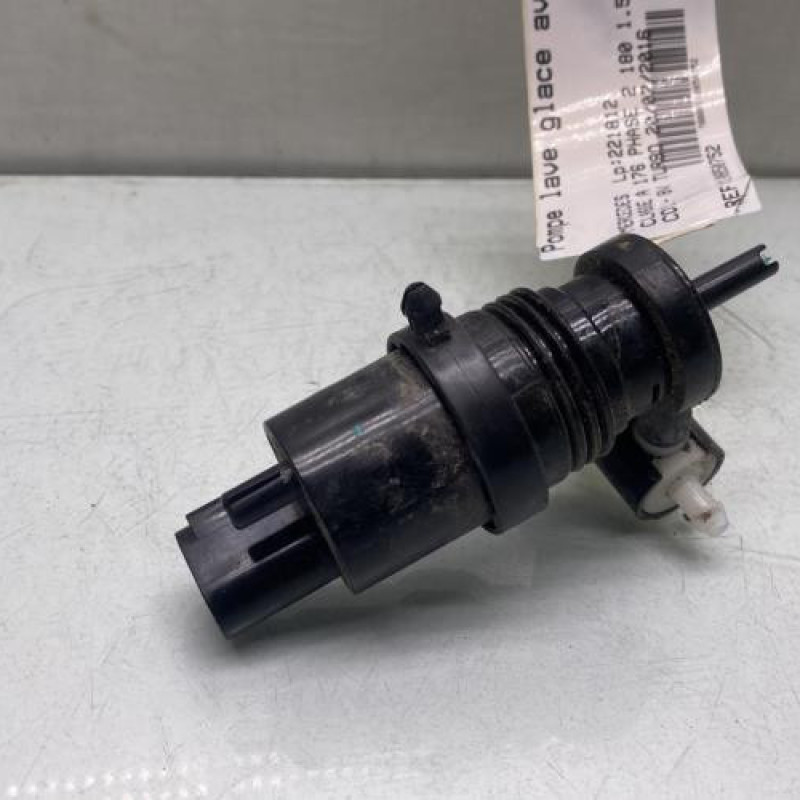 Pompe lave glace avant MERCEDES CLASSE A 176 Photo n°1