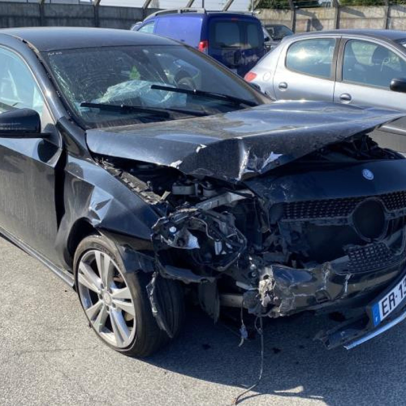 Pompe lave glace avant MERCEDES CLASSE A 176 Photo n°6