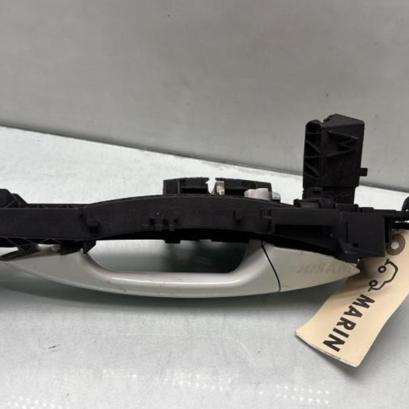 Poignee porte arriere gauche MERCEDES CLASSE A 176 Photo n°3