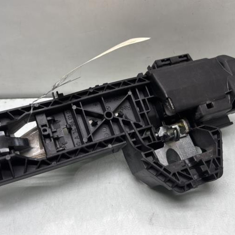 Poignee porte avant droit MERCEDES CLASSE A 176 Photo n°4