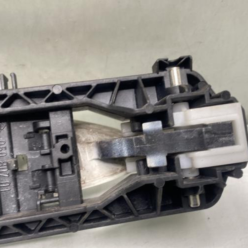 Poignee porte avant gauche MERCEDES CLASSE A 176 Photo n°4