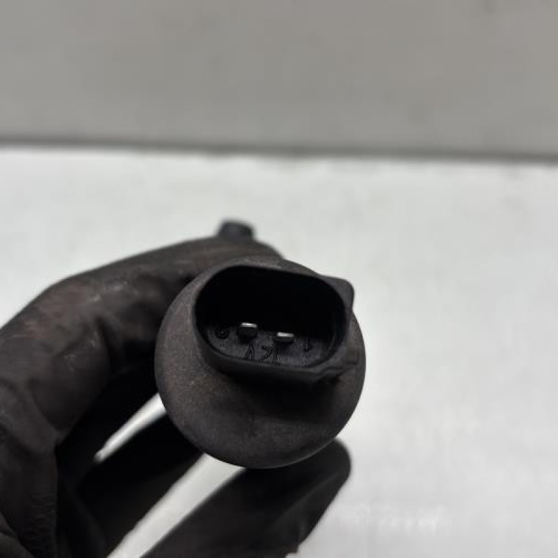 Pompe lave phares MERCEDES CLASSE A 176 Photo n°3