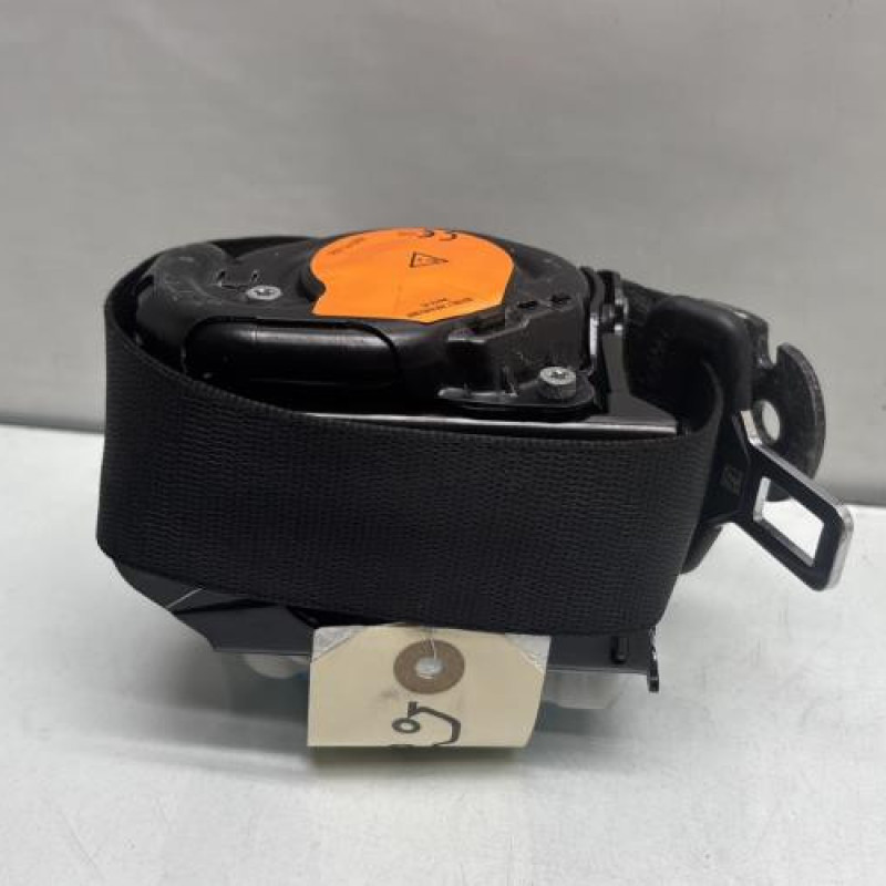 Pretensionneur de ceinture arriere droit MERCEDES CLASSE A 176 Photo n°4