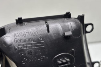 Poignee interieur arriere droit MERCEDES CLASSE A 176