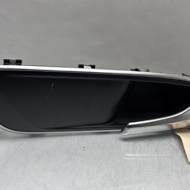 Poignee interieur avant droit MERCEDES CLASSE A 176 Photo n°1