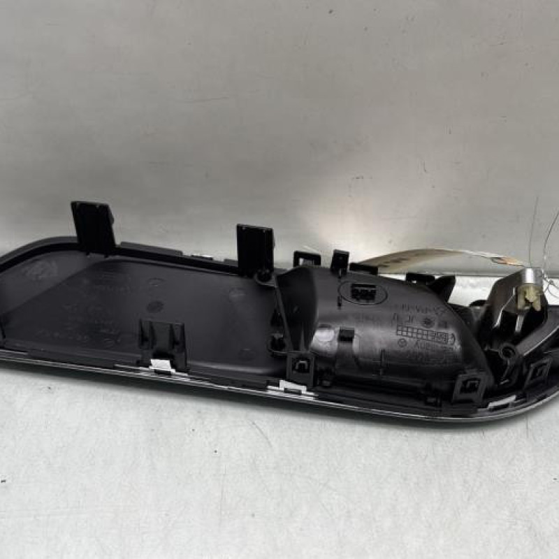 Poignee interieur avant droit MERCEDES CLASSE A 176 Photo n°2