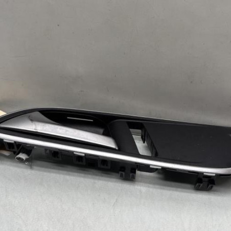 Poignee interieur avant gauche MERCEDES CLASSE A 176 Photo n°1