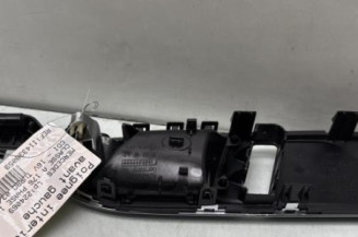 Poignee interieur avant gauche MERCEDES CLASSE A 176