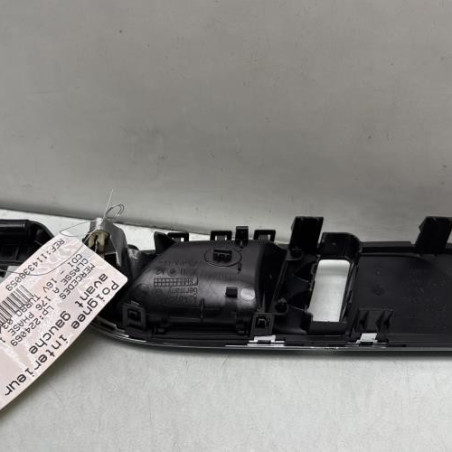 Poignee interieur avant gauche MERCEDES CLASSE A 176