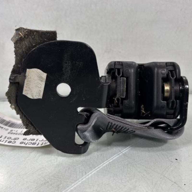 Attache ceinture arriere droit RENAULT CLIO 2 Photo n°2