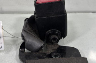 Attache ceinture arriere droit RENAULT CLIO 2
