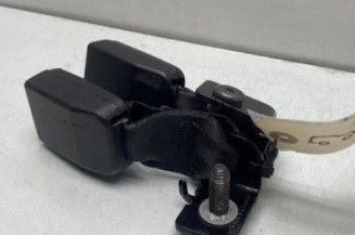 Attache ceinture arriere droit DACIA LODGY