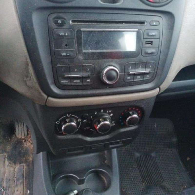 Attache ceinture arriere droit DACIA LODGY Photo n°10