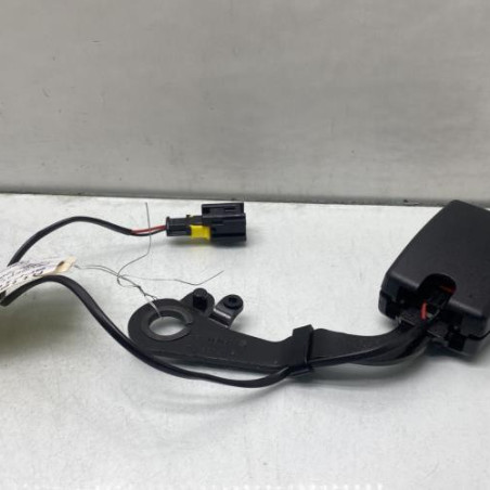 Attache ceinture arriere gauche PEUGEOT 5008 1 Photo n°1