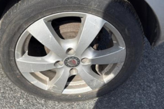 Attache ceinture arriere droit RENAULT CLIO 3