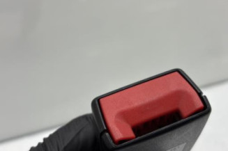 Attache ceinture arriere droit BMW SERIE 1 E88