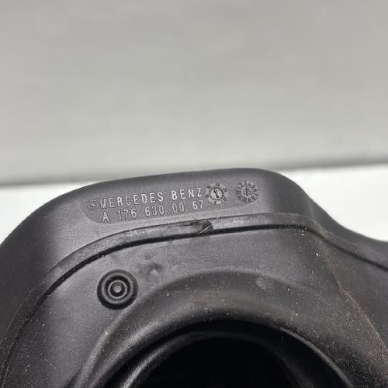 Trappe d'essence MERCEDES CLASSE A 176 Photo n°4