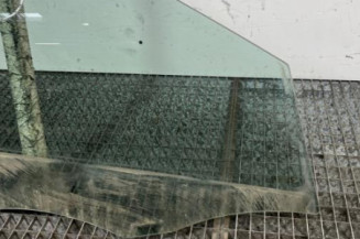 Vitre avant droit MERCEDES CLASSE A 176