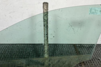 Vitre avant droit MERCEDES CLASSE A 176