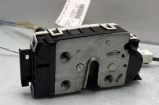 Serrure arriere droit MERCEDES CLASSE A 176 Photo n°1