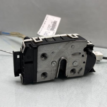 Serrure arriere droit MERCEDES CLASSE A 176 Photo n°1